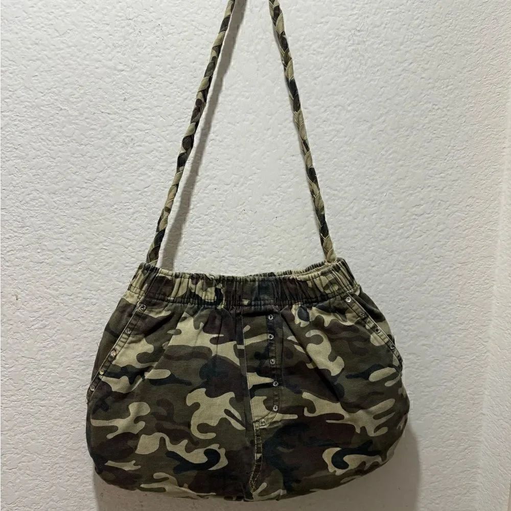 Camo Purse braided handle jewerled size jean purse/camo bag/lining